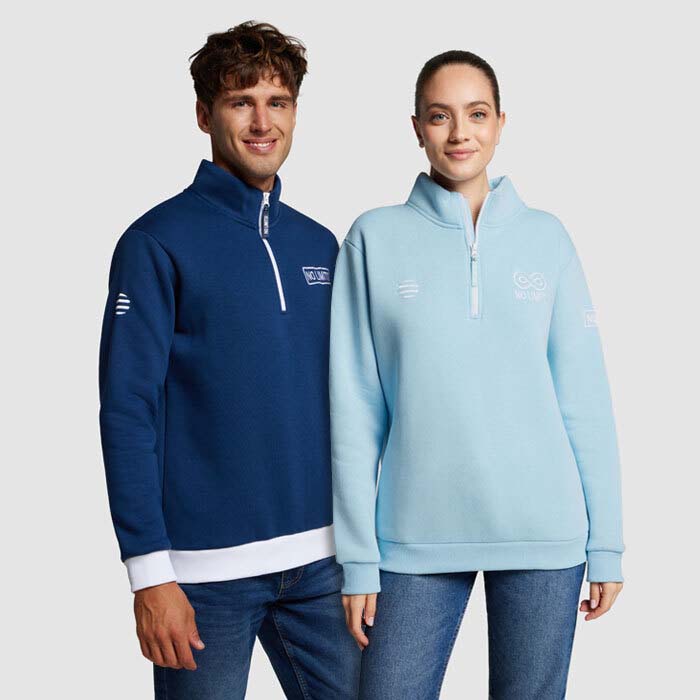 Mann und Frau mit zwei Hoodies von Limitless Solutions